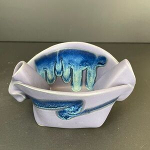 hilborn pottery canada pinch Piece